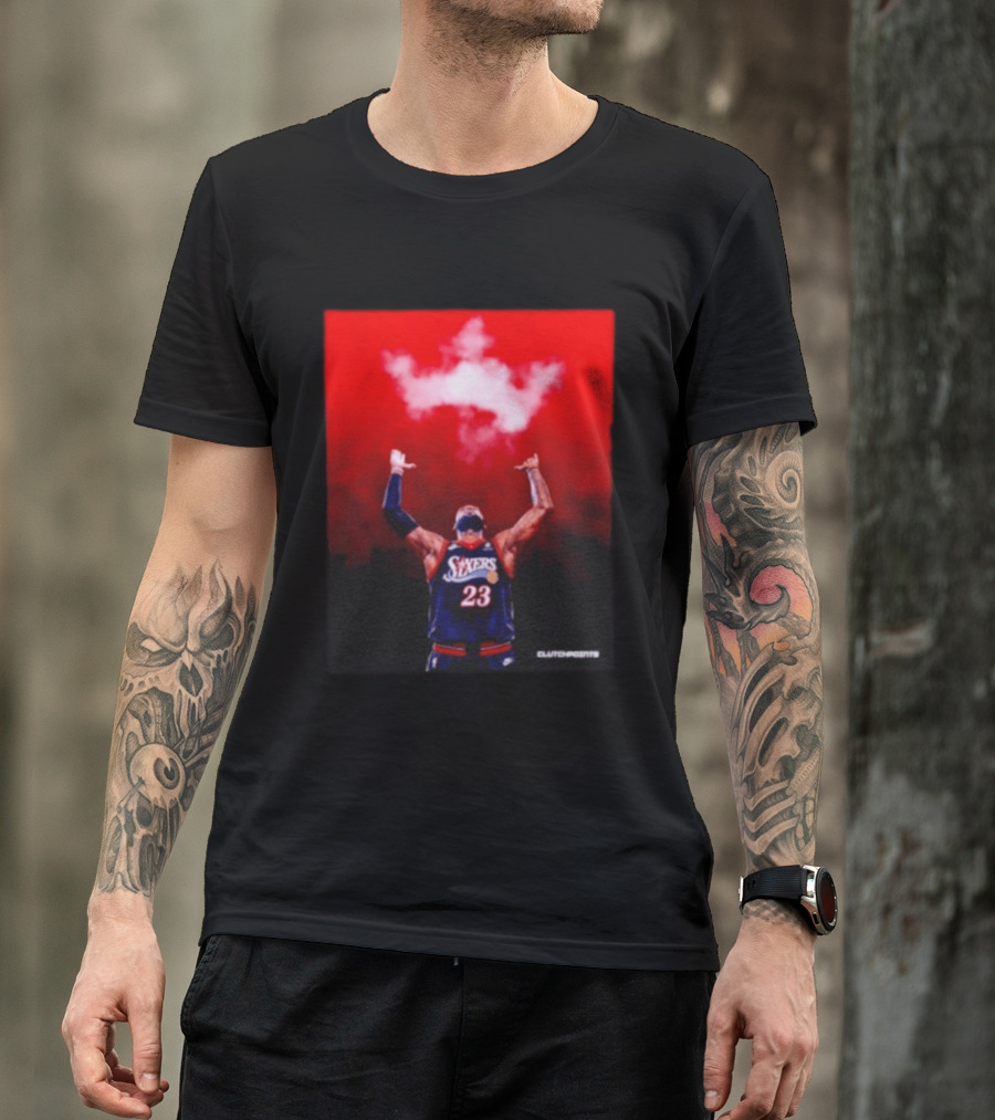 LeBron James Philadelphia 76ers No 23 ClutchPoints King Celebration T-Shirt