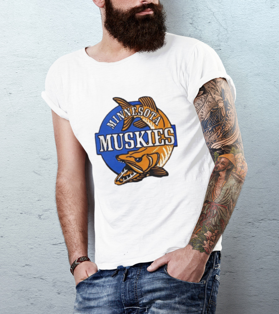 Minnesota Muskies Fishing Muskie T-Shirt