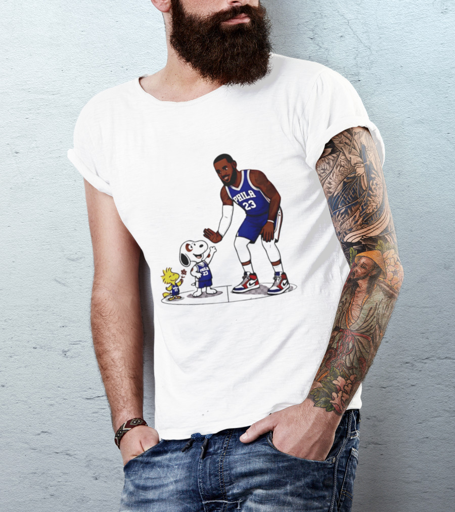Snoopy Woodstock High Five LeBron James 23 Philadelphia 76ers Collaboration T-Shirt