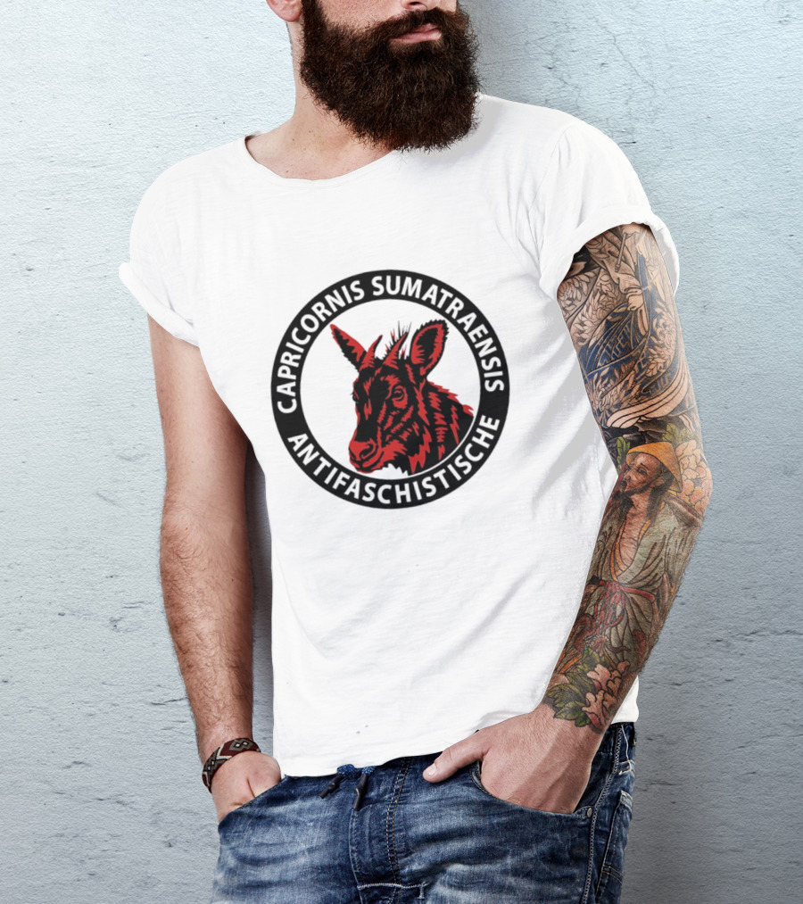 Capricornis Sumatraensis Antifaschistische Red Goat T-Shirt