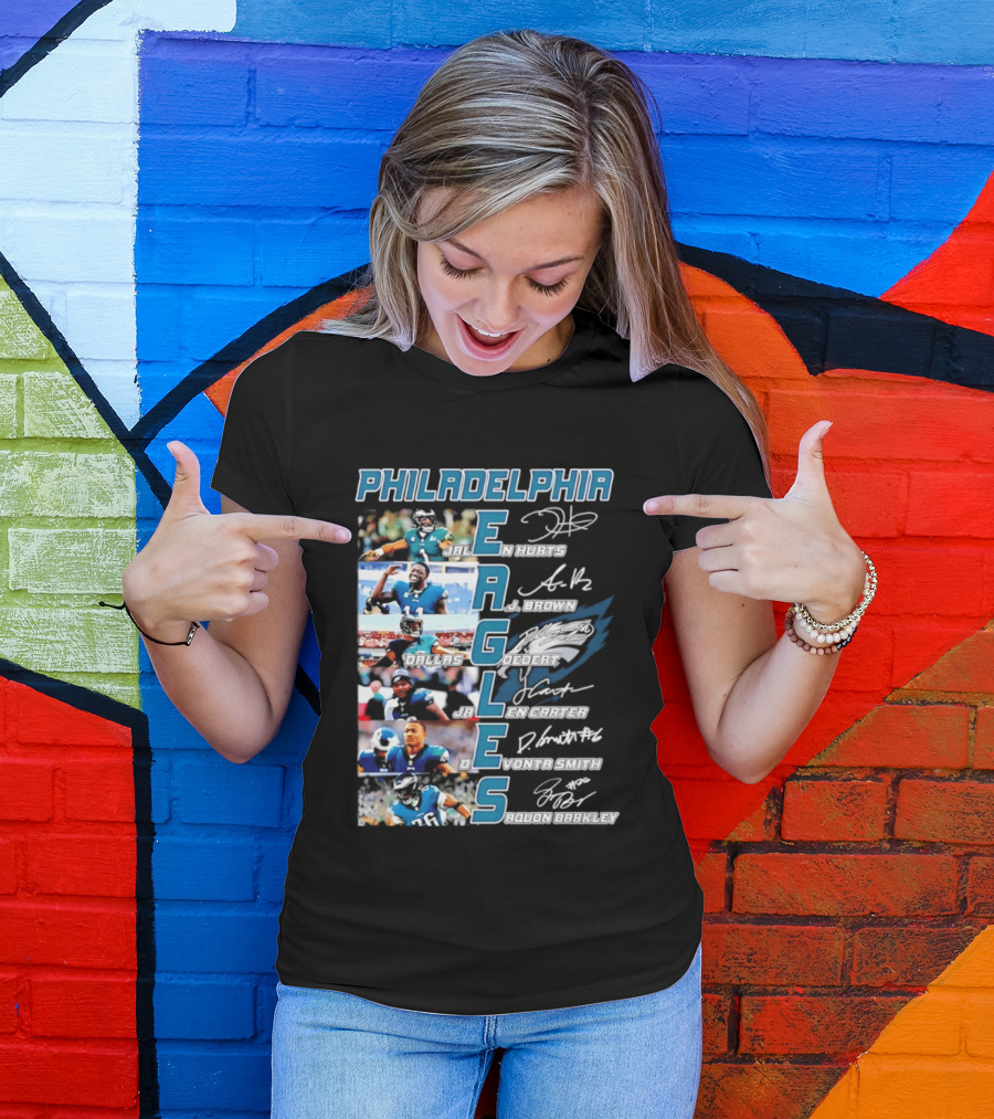 Philadelphia Eagles Jalen Hurts AJ Brown Dallas Goedert Jalen Carter DeVonta Smith Saquon Barkley Signatures Team T-Shirt
