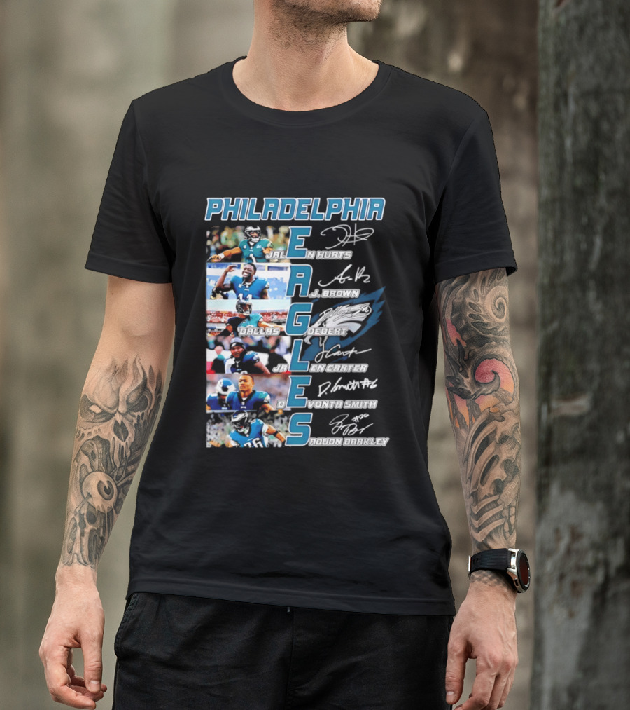 Philadelphia Eagles Jalen Hurts AJ Brown Dallas Goedert Jalen Carter DeVonta Smith Saquon Barkley Signatures Team T-Shirt