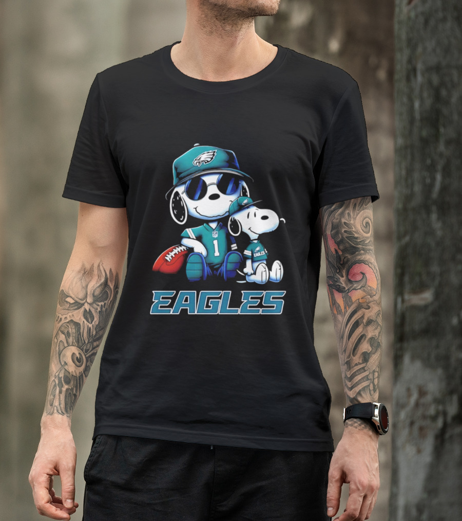 Snoopy Eagles Philadelphia Football 2026 T-Shirt