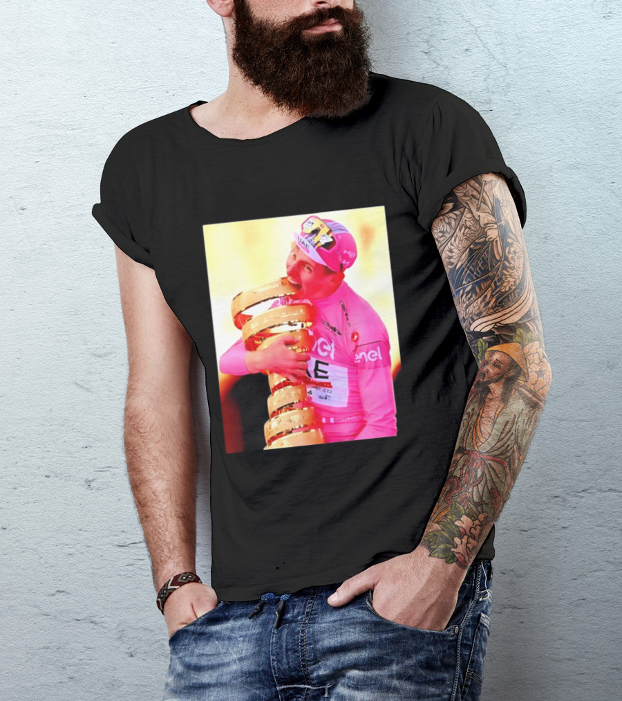 Tadej Pogacar 2024 Giro D'Italia Trophy Celebration In Pink Jersey T-Shirt
