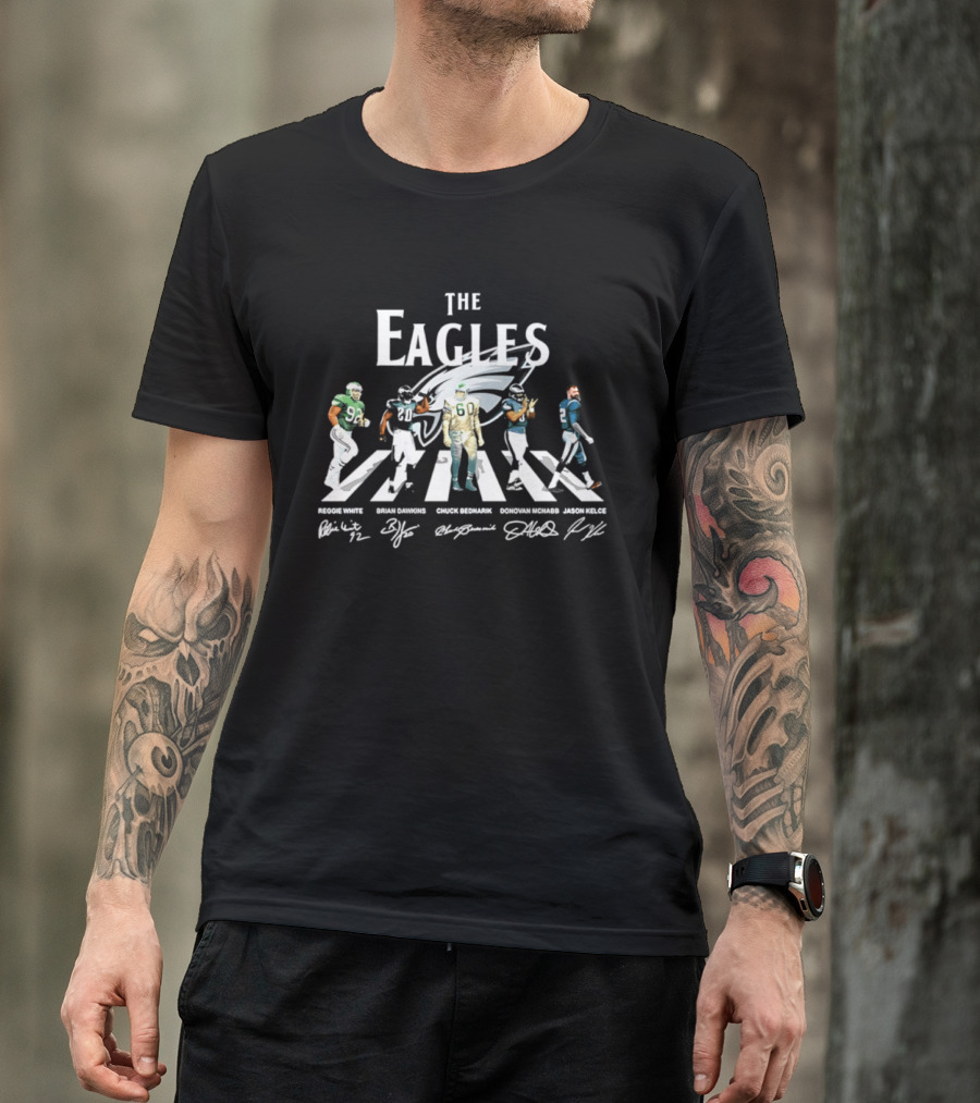 The Eagles Reggie White Brian Dawkins Chuck Bednarik Donovan McNabb Jason Kelce Philadelphia Eagles Signatures Abbey Road Crosswalk T-Shirt