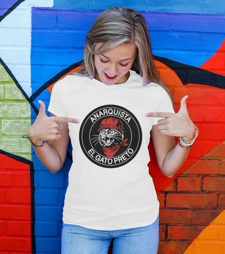 ANARQUISTA EL GATO PRETO Red Bandana Helmet Cat Meme T-Shirt