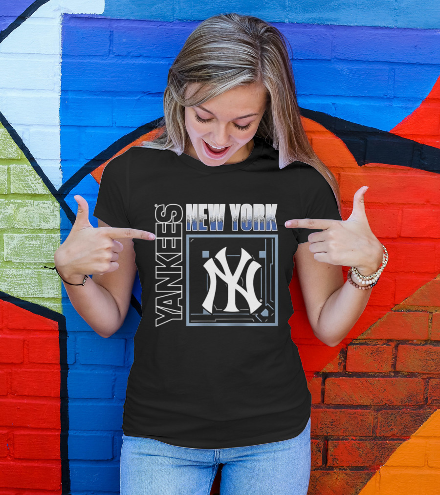Men's New York Yankees George Lombard Jr. Black Homefield Pop Yankees T-Shirt