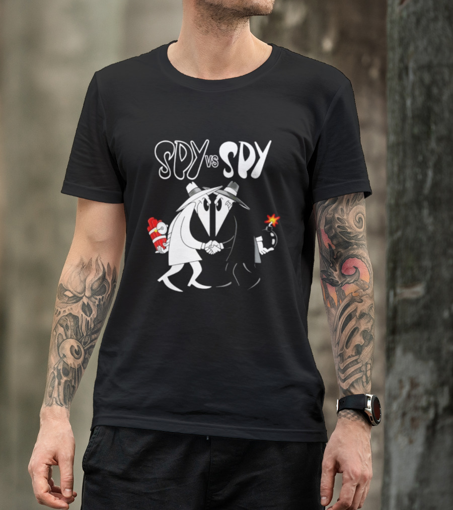 Spy Vs Spy Mad Magazine Comic Strip Cold War Classic Characters Showdown T-Shirt