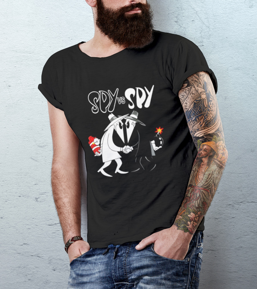 Spy Vs Spy Mad Magazine Comic Strip Cold War Classic Characters Showdown T-Shirt