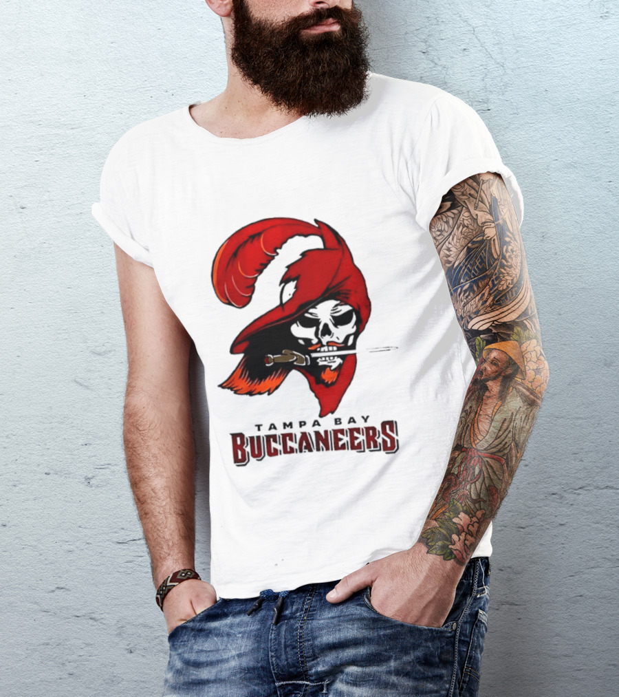 Rueben Bain Jr Tampa Bay Buccaneers 2026 Fire The Cannons Football Skeleton Pirate Flag T-Shirt