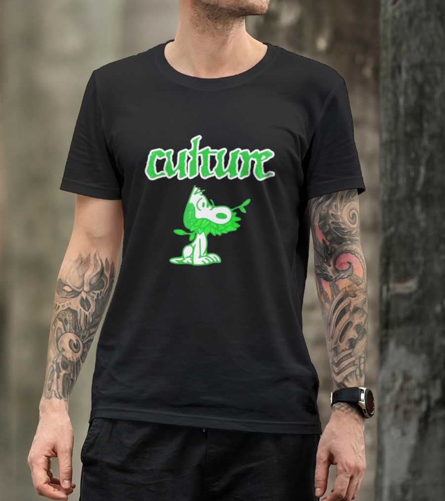 Culture Snoopy Peanuts Dog Leaf Crown T-Shirt