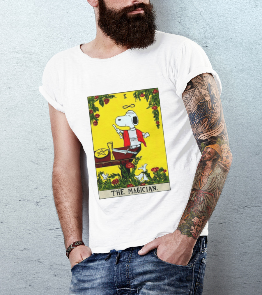 Snoopy Peanuts The Magician Tarot Card T-Shirt