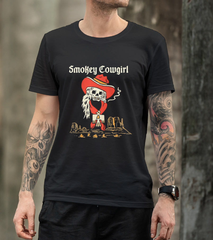 Smokey Cowgirl Western Skeleton Cowboy Desert Scene T-Shirt