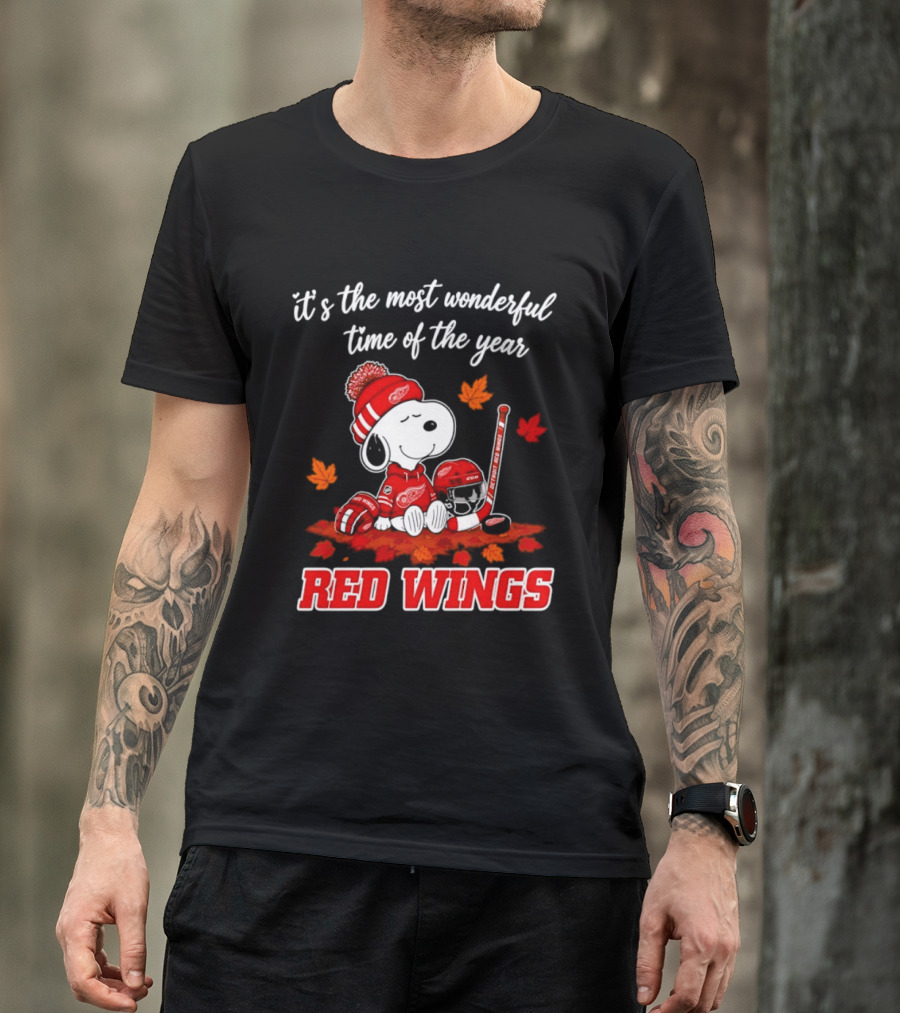 It's The Most Wonderful Time Of The Year Detroit Red Wings Snoopy Halloween 2026 T-Shirt