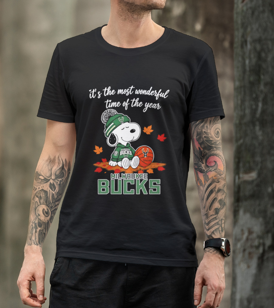 Milwaukee Bucks Snoopy 2026 It's The Most Wonderful Time Of The Year Halloween T-Shirt