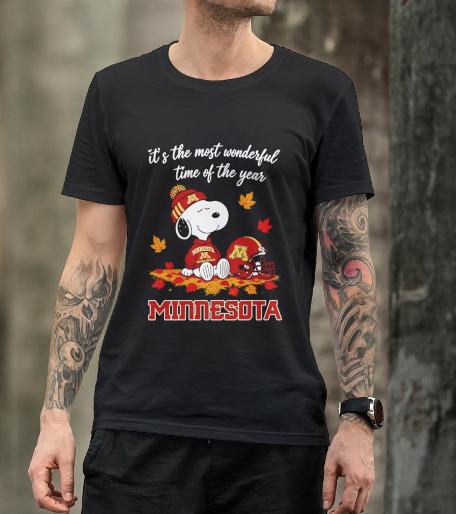Minnesota Golden Gophers Snoopy Fall Autumn Leaves It's The Most Wonderful Time Of The Year T-Shirt