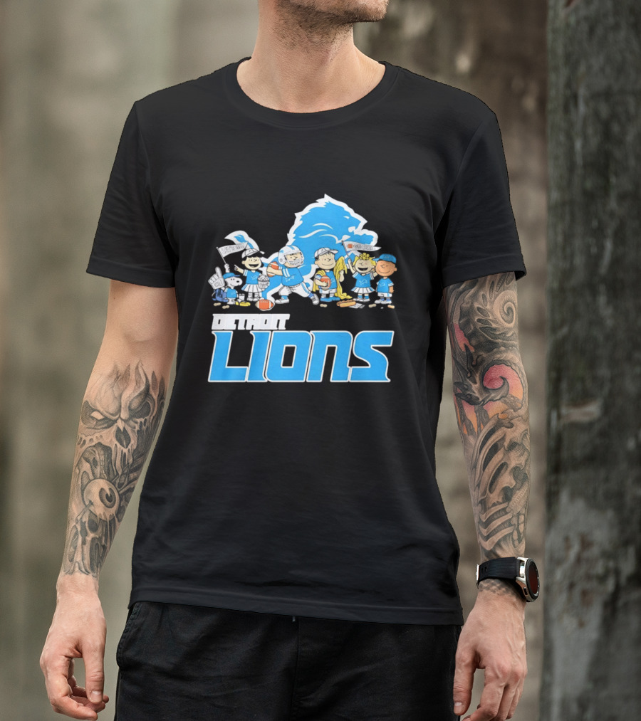Peanuts Characters With Detroit Lions Team Collaboration T-Shirt