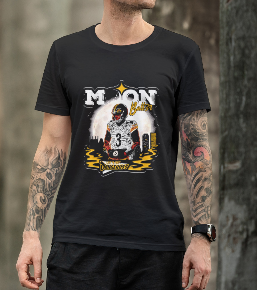 Pittsburgh Steelers Moon Ball3r Dangeruss Football Russell Wilson T-Shirt