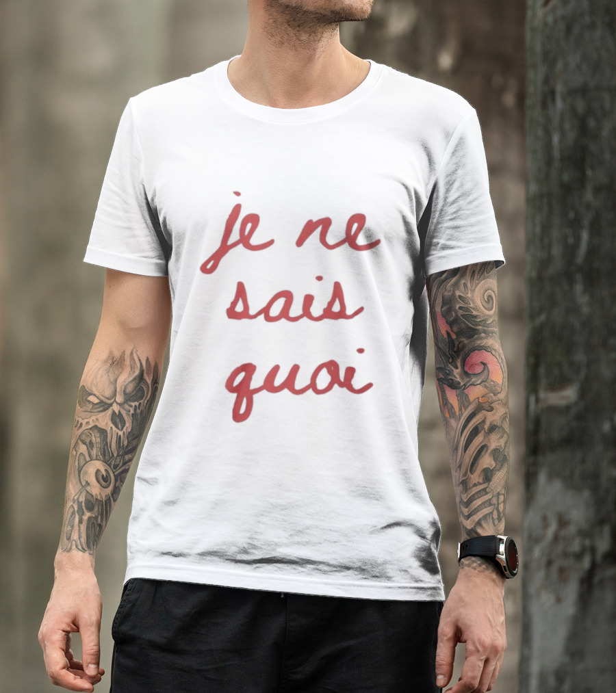 Je Ne Sais Quoi French Red Script T-Shirt