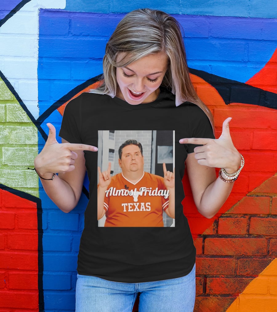 Almost Friday Texas Longhorn Hook 'EM T-Shirt