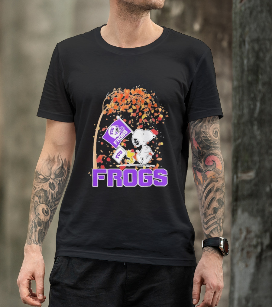 TCU Horned Frogs Snoopy Peanuts Fall Leaves T-Shirt