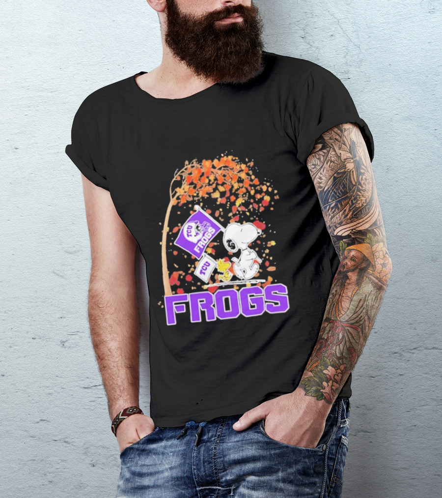 TCU Horned Frogs Snoopy Peanuts Fall Leaves T-Shirt