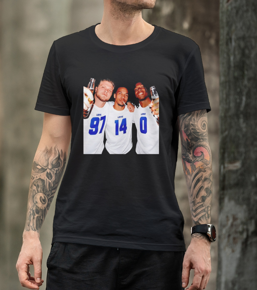 Detroit Lions Aidan Hutchinson Amon Ra St. Brown Jahmyr Gibbs Holding Beer Bottles Smoking Celebration T-Shirt