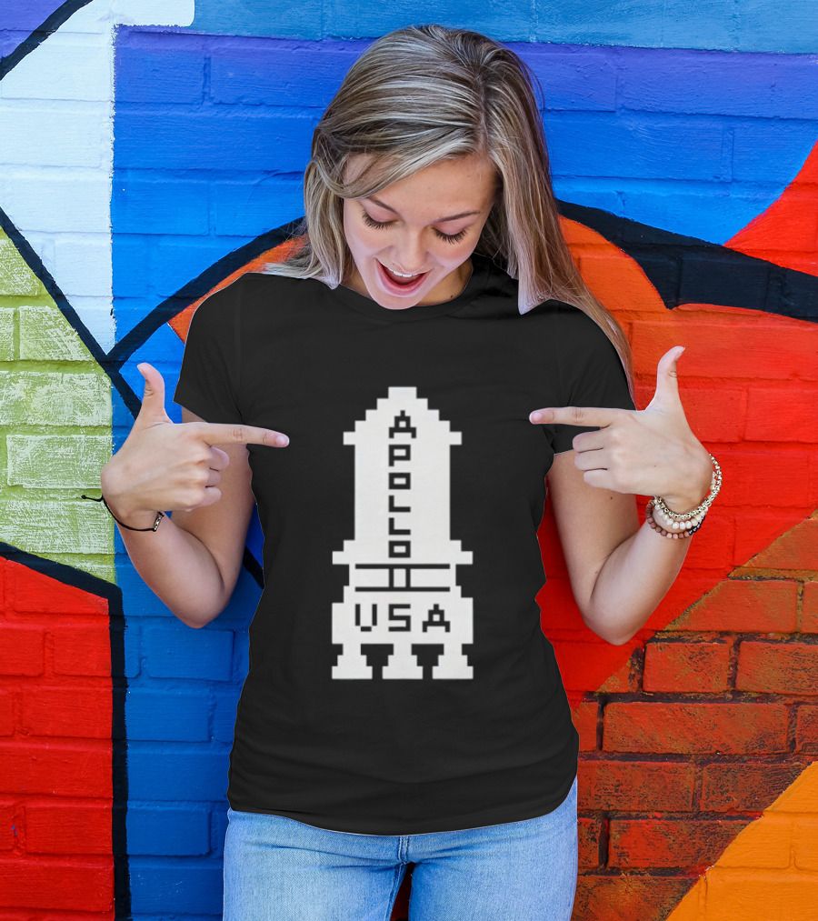 Apollo USA Rocket NASA Pixel T-Shirt