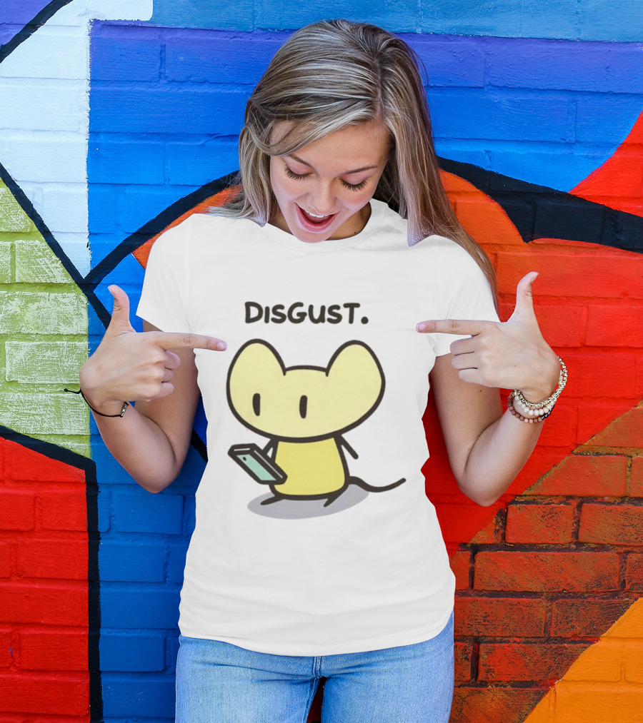 Disgust Mouse With Phone Vintage Humor T-Shirt