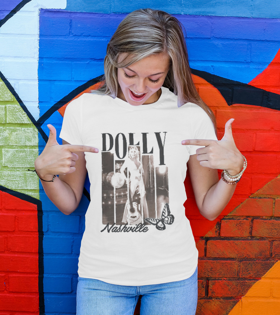 Dolly Parton Nashville Country Music Icon Microphone T-Shirt