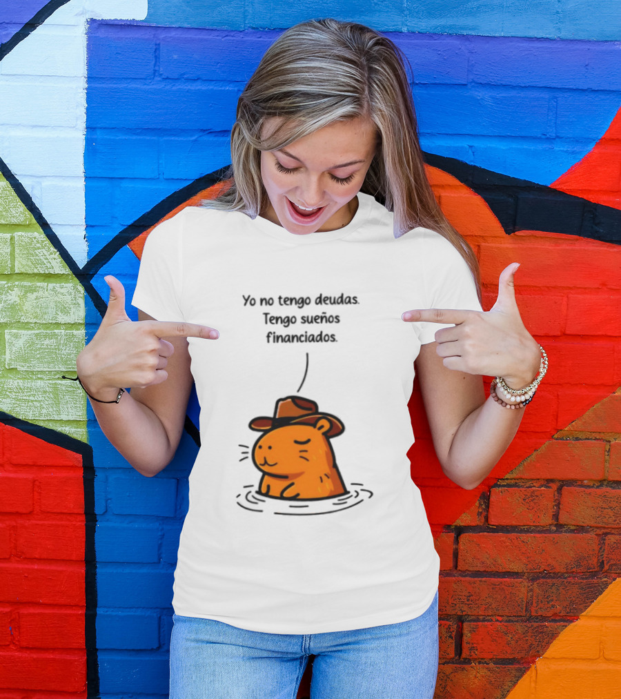 Yo No Tengo Deudas Tengo Sueños Financiados Capybara Sombrero Drawing T-Shirt