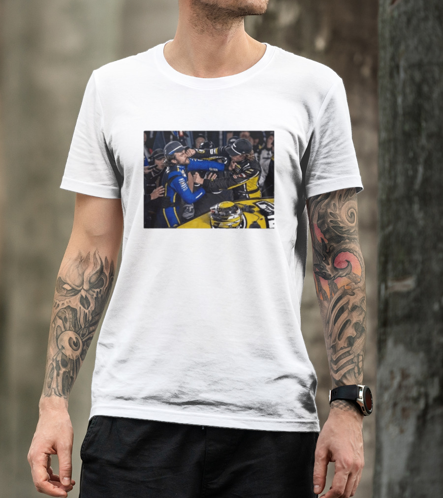 Carson Hocevar Vs Ryan Blaney NASCAR Fight Racing Rivalry Scene T-Shirt