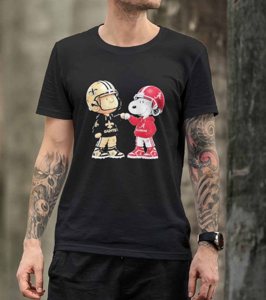Charlie Brown Saints Snoopy Alabama Fist Bump Football T-Shirt