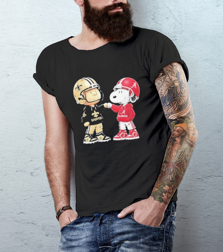 Charlie Brown Saints Snoopy Alabama Fist Bump Football T-Shirt