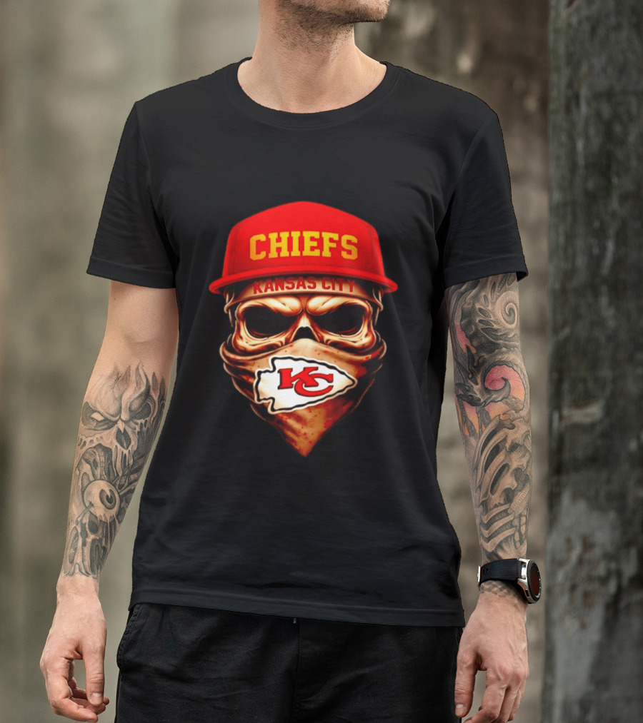 Kansas City Chiefs Skull Bandana KC T-Shirt