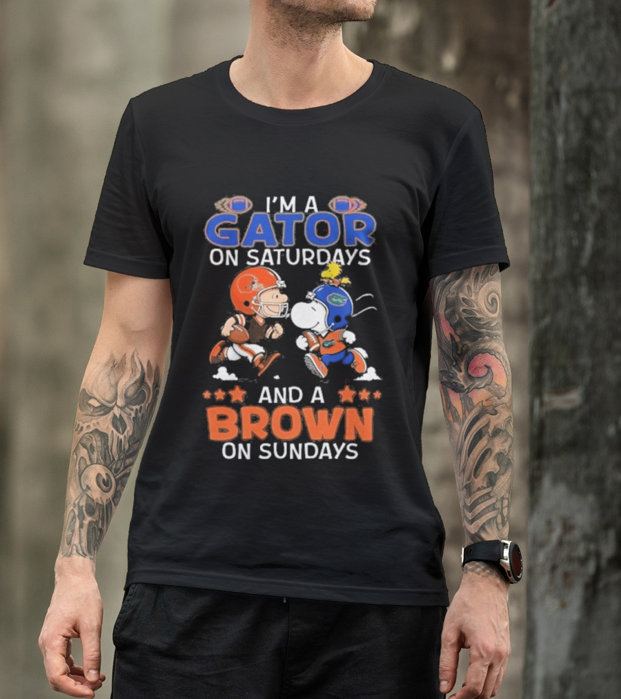 Charlie Brown Snoopy I'm A Gator On Saturdays And A Brown On Sundays Football Helmets T-Shirt