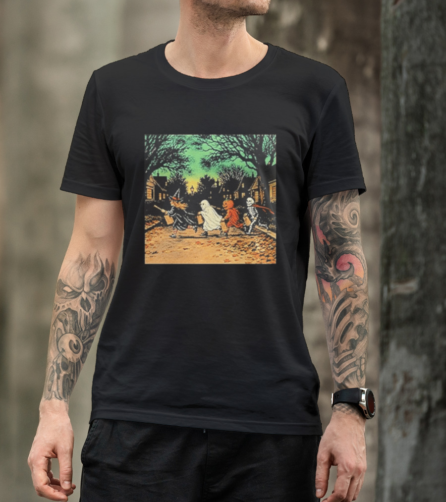 Trick Or Treat Witch Ghost Pumpkin Skeleton Halloween Scene T-Shirt