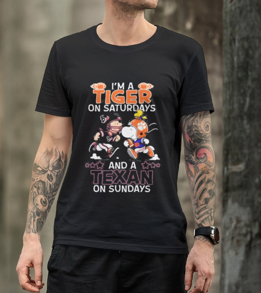 I'm A Tiger On Saturdays And A Texan On Sundays Charlie Brown Snoopy T-Shirt