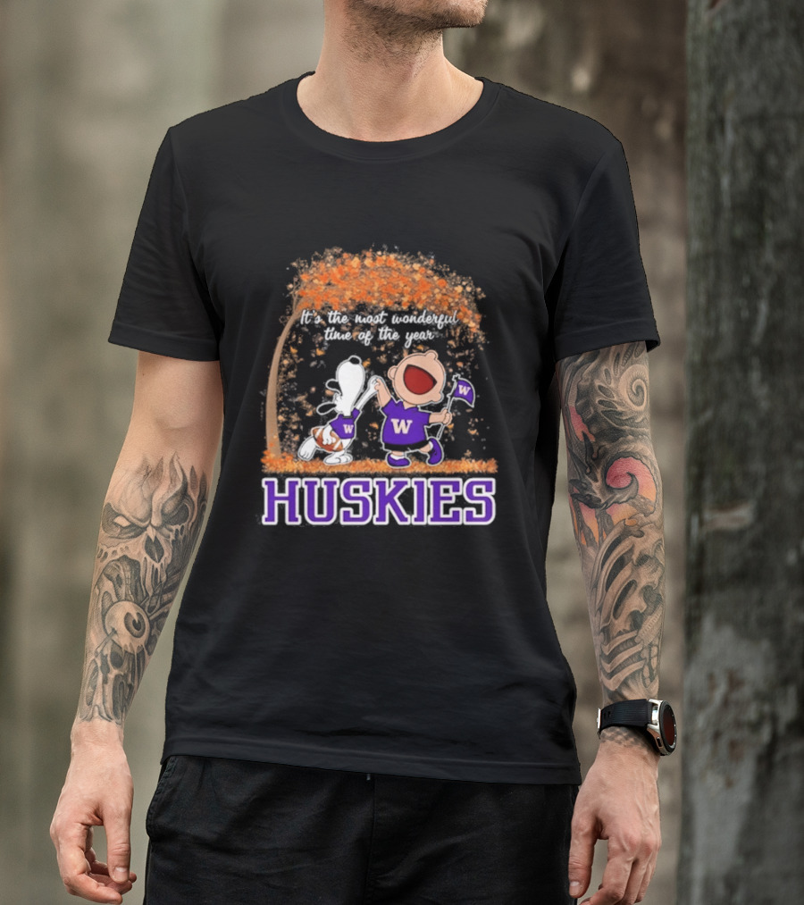 Washington Huskies Snoopy Charlie Brown Autumn 2026 Most Wonderful Time T-Shirt