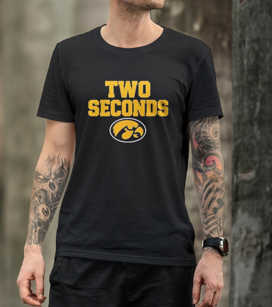 Iowa Hawkeyes Two Seconds Game Winning Final Play NCAA 2026 T-Shirt