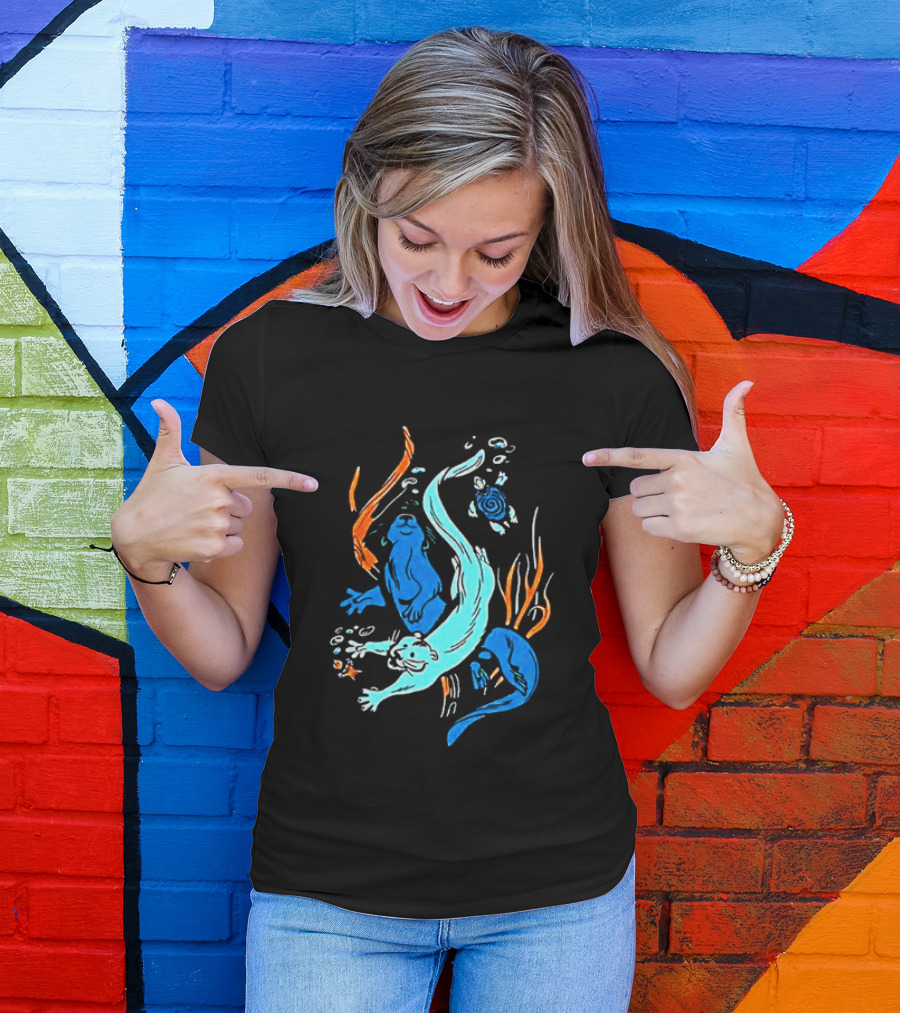 Swimming Otters Sea Life Ocean Nature Wildlife Playful Underwater Scene T-Shirt