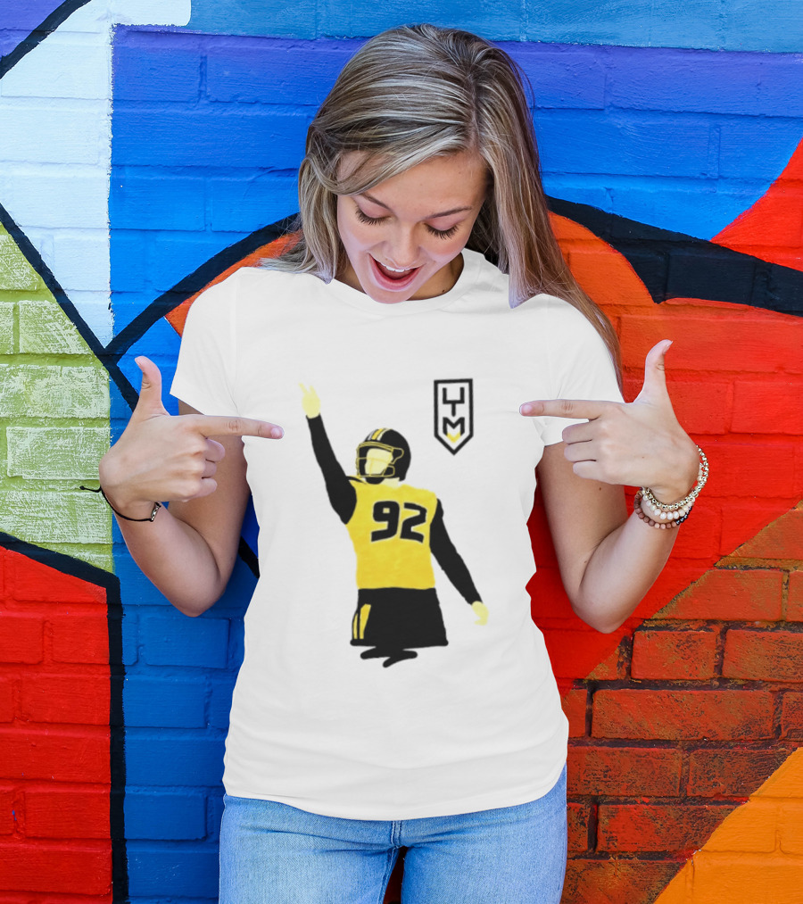 Harrison Mevis 92 Los Angeles Rams The Thiccer Kicker Football Player Quarterback Iconic Celebratory Pose T-Shirt