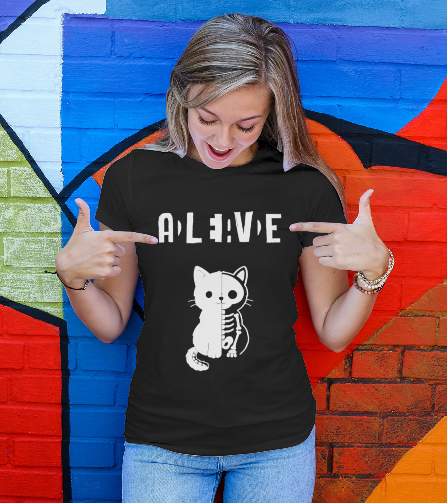 Alive Half Skeleton Cat Cute T-Shirt