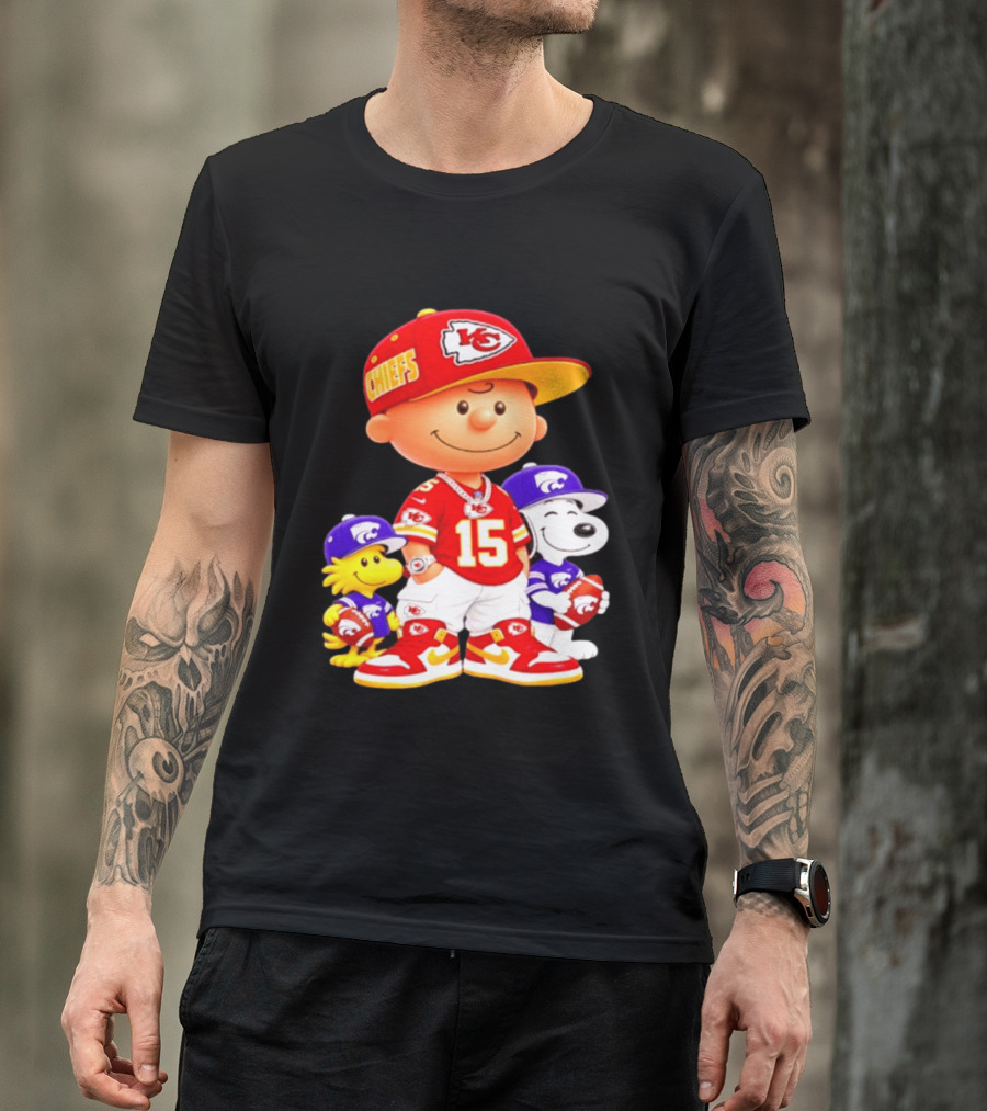 Charlie Brown Snoopy Woodstock Kansas City Chiefs 15 Football Peanuts Characters NFL Team Sports Gear T-Shirt