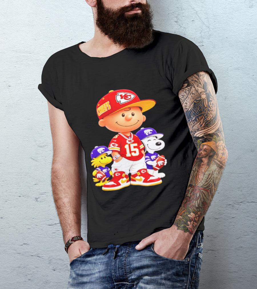 Charlie Brown Snoopy Woodstock Kansas City Chiefs 15 Football Peanuts Characters NFL Team Sports Gear T-Shirt