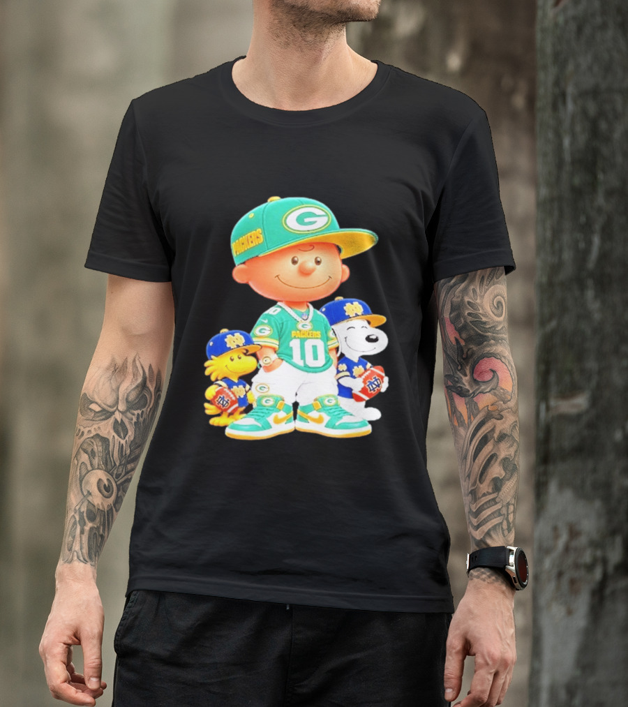 Peanuts Green Bay Packers Notre Dame Fighting Irish Football Characters Charlie Brown Snoopy Woodstock T-Shirt