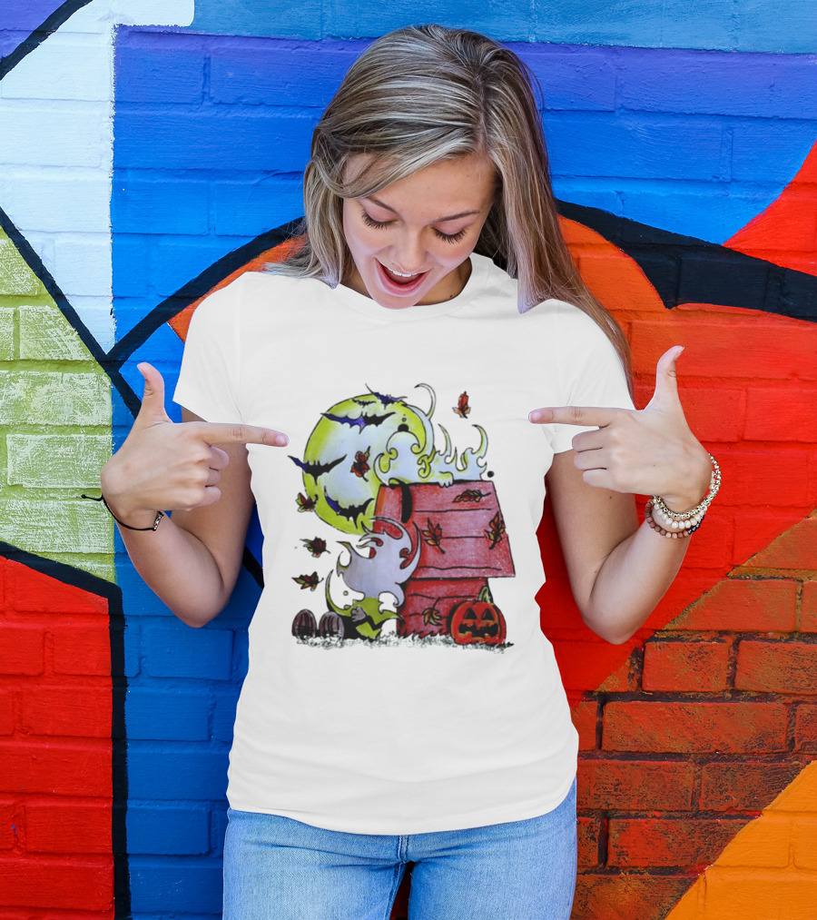 Snoopy Halloween Peanuts Moon Pumpkin Bats And Leaves T-Shirt
