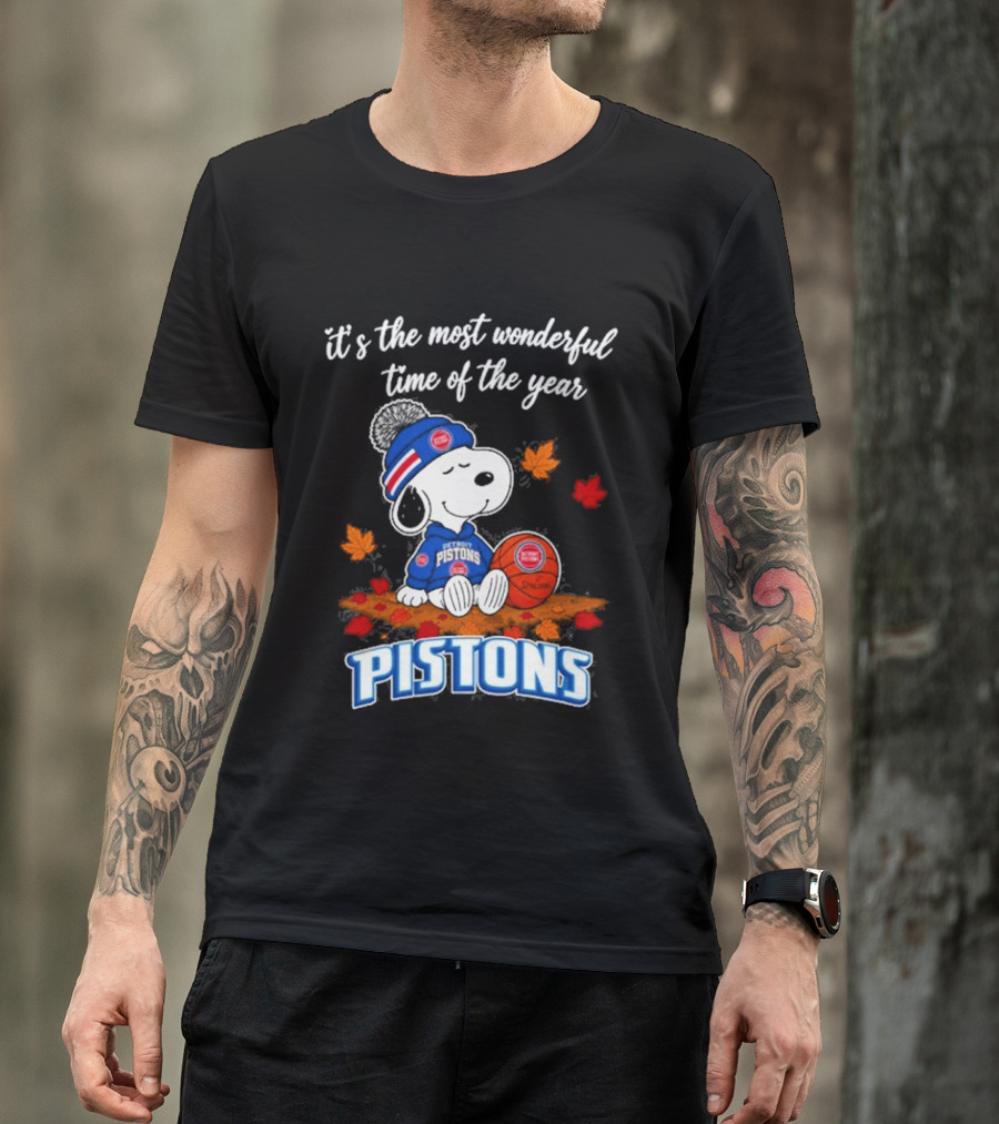 Detroit Pistons Snoopy Autumn Football It's The Most Wonderful Time Of The Year T-Shirt