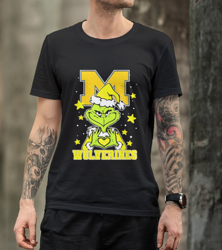 Michigan Wolverines Grinch Love Hands Christmas Football 2026 T-Shirt
