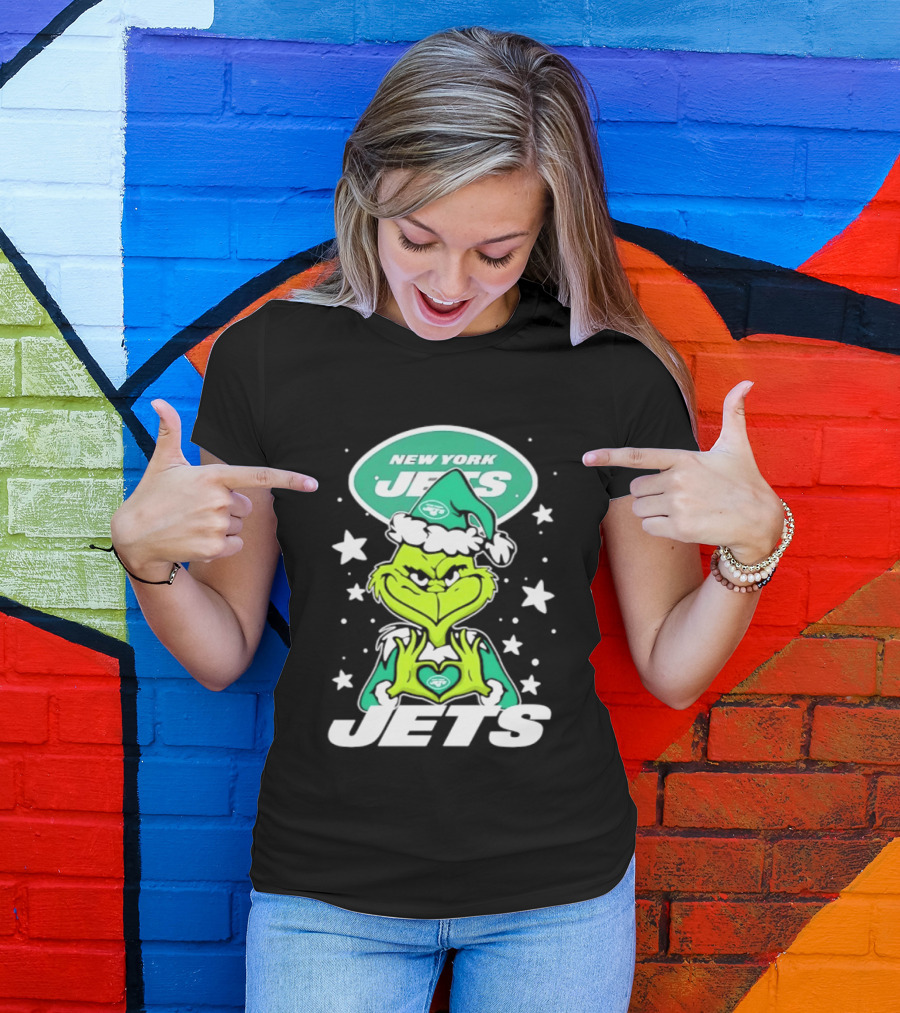 New York Jets Grinch Christmas 2026 Football Love Hands T-Shirt